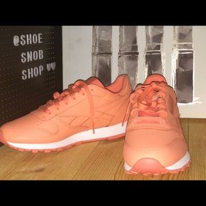 Reebok Classic Women 👟